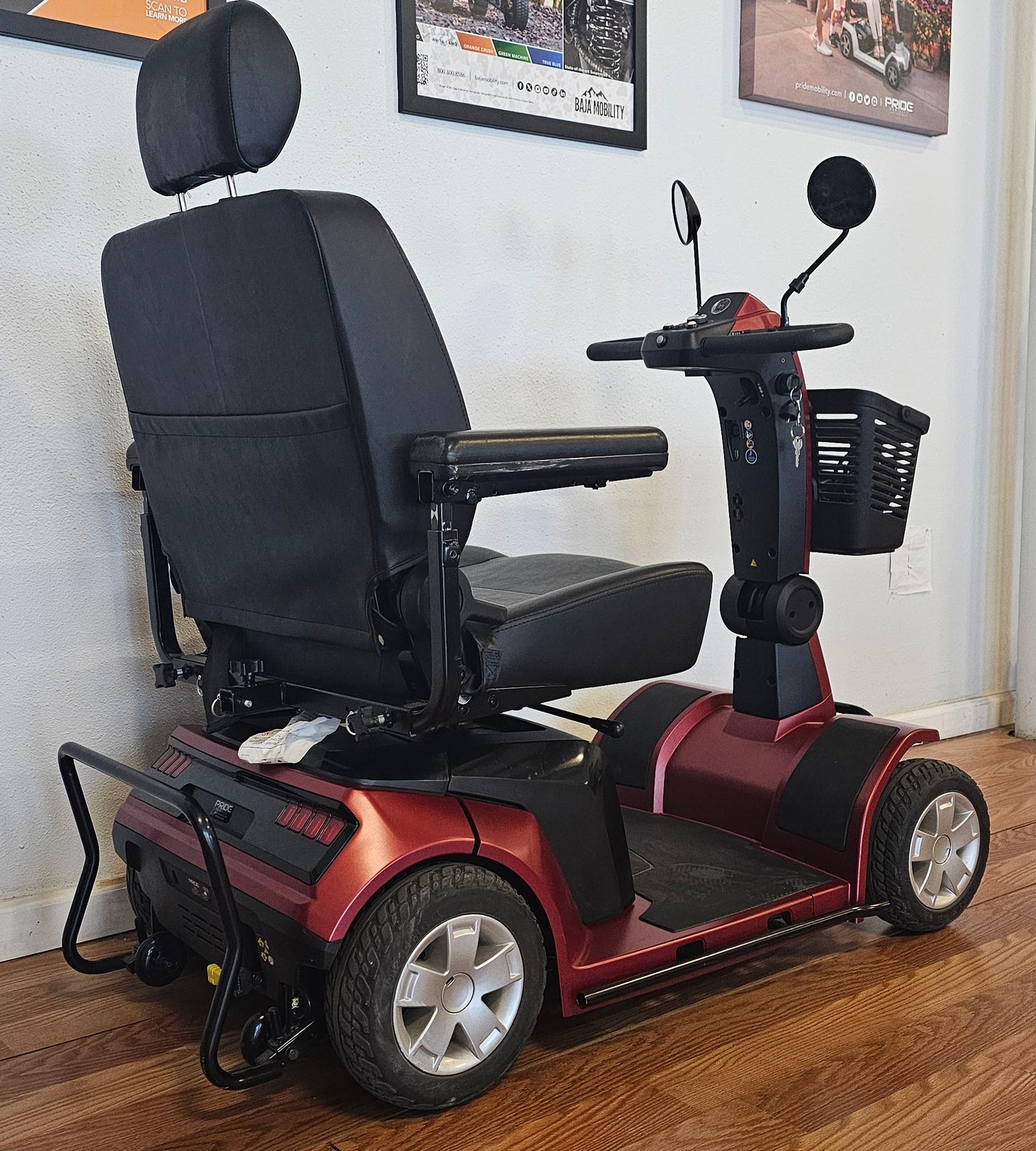 Pride Mobility Maxima 4-Wheel Heavy Duty Scooter - Pre-Owned