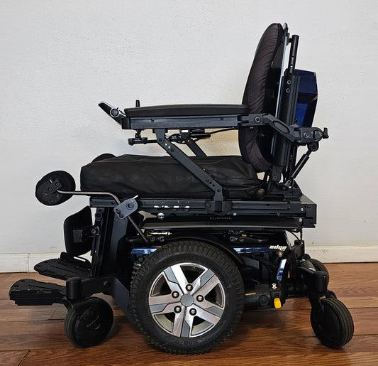 Quantum Edge 2.0 Powerchair - Pre-Owned