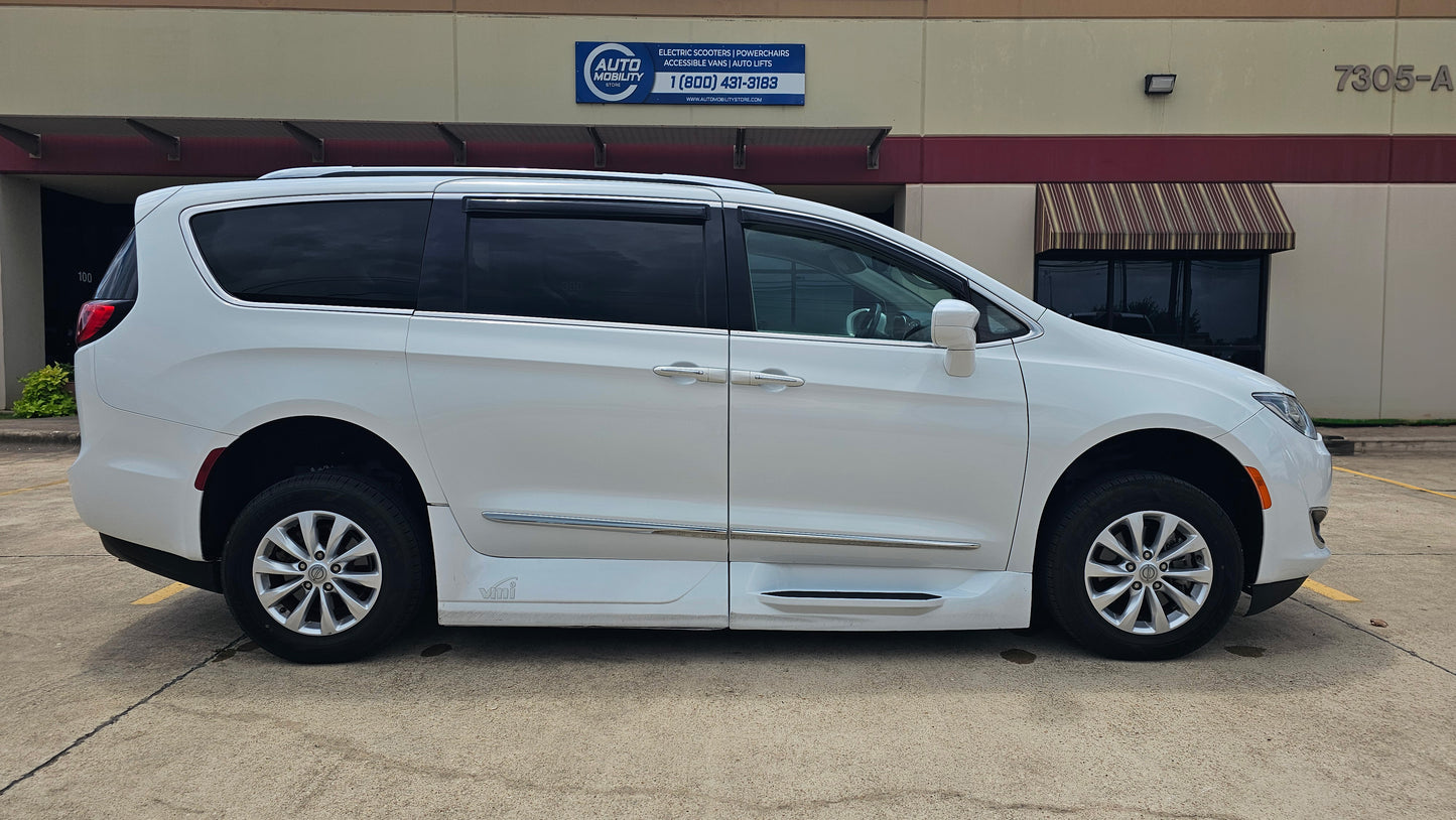 2018 Chrysler Pacifica