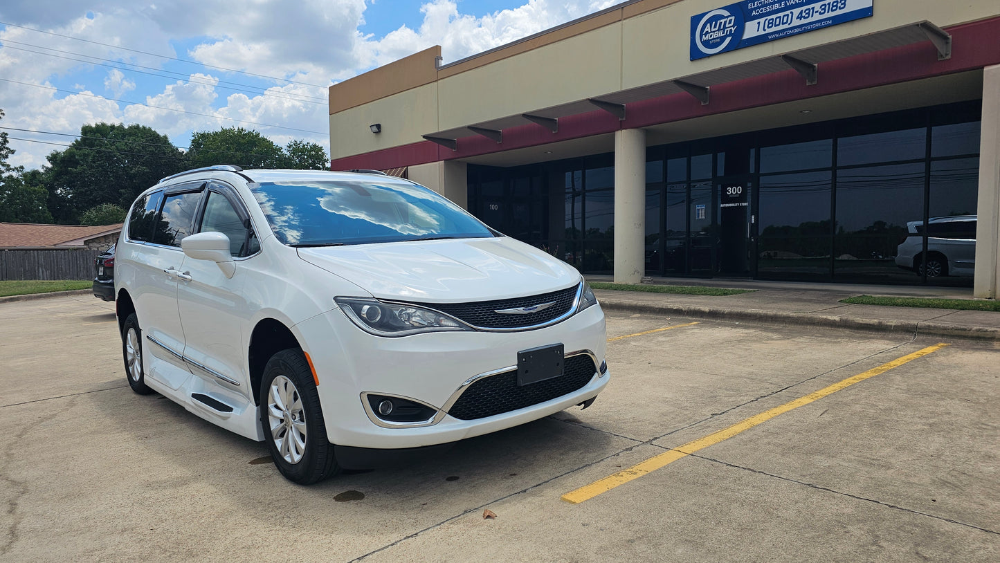2018 Chrysler Pacifica