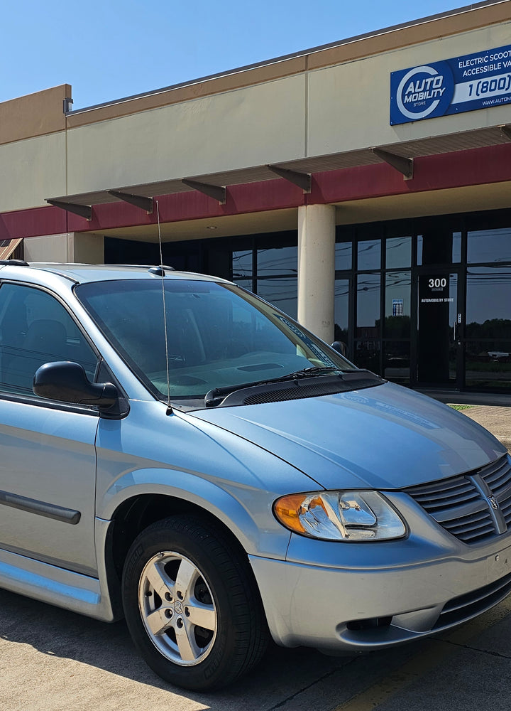 2005 Dodge Grand Caravan SE - Photo 5