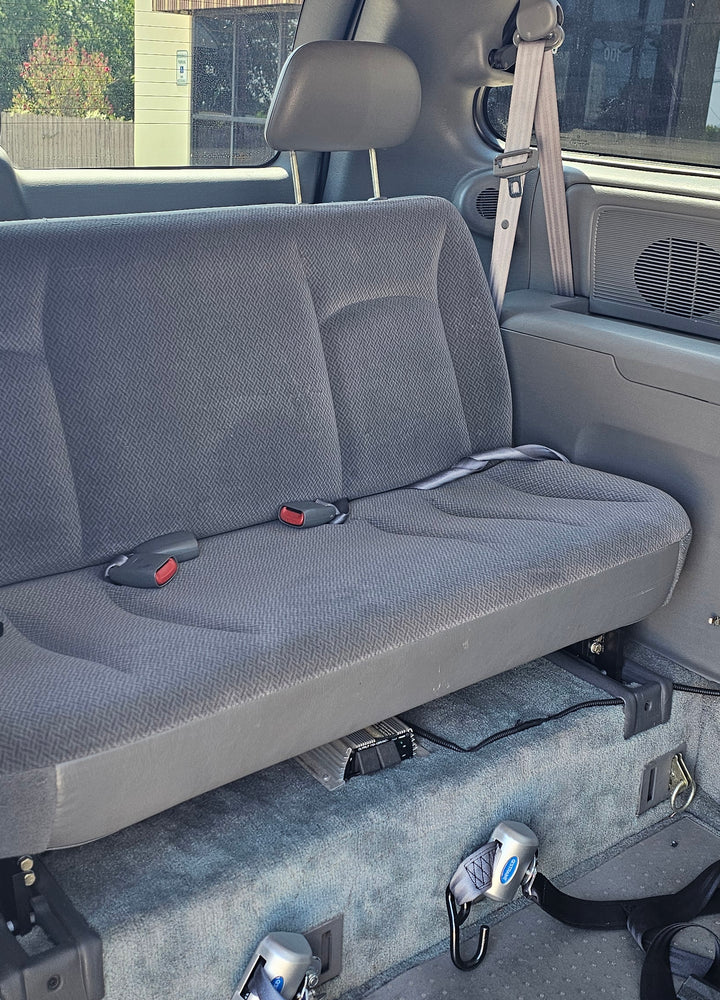 2005 Dodge Grand Caravan SE - Photo 8