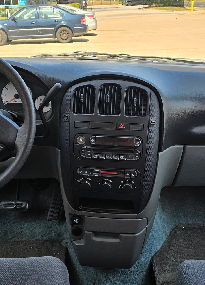 2005 Dodge Grand Caravan SE - Photo 9