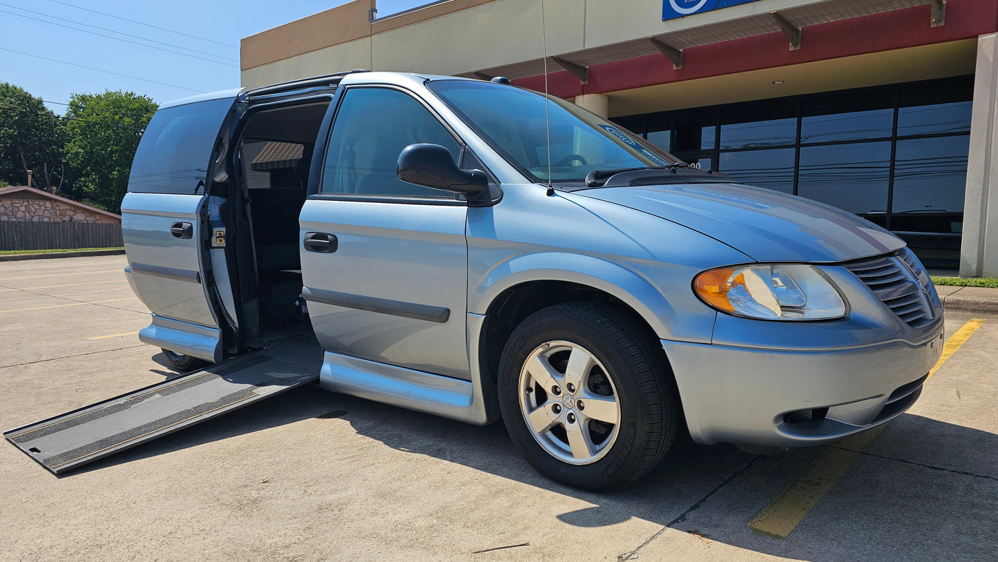 2006 Dodge Caravan
