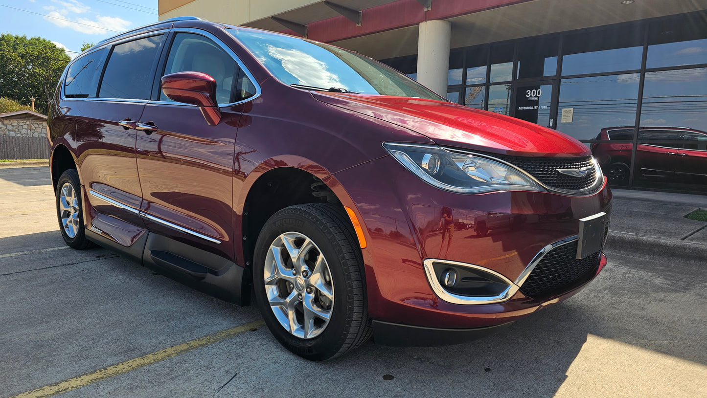2018 Chrysler Pacifica