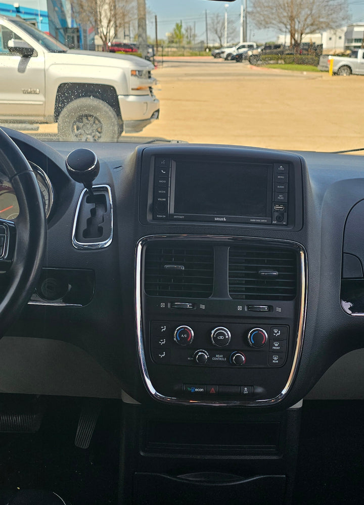 2017 Dodge Grand Caravan SXT - Photo 7
