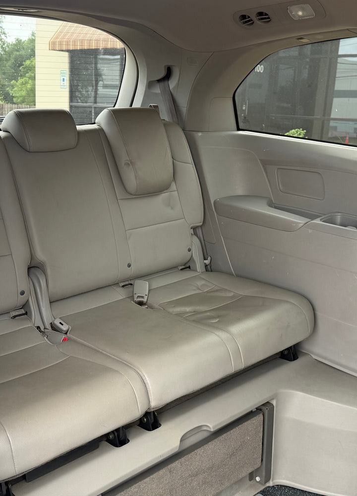2012 Honda Odyssey EX-L - Photo 10