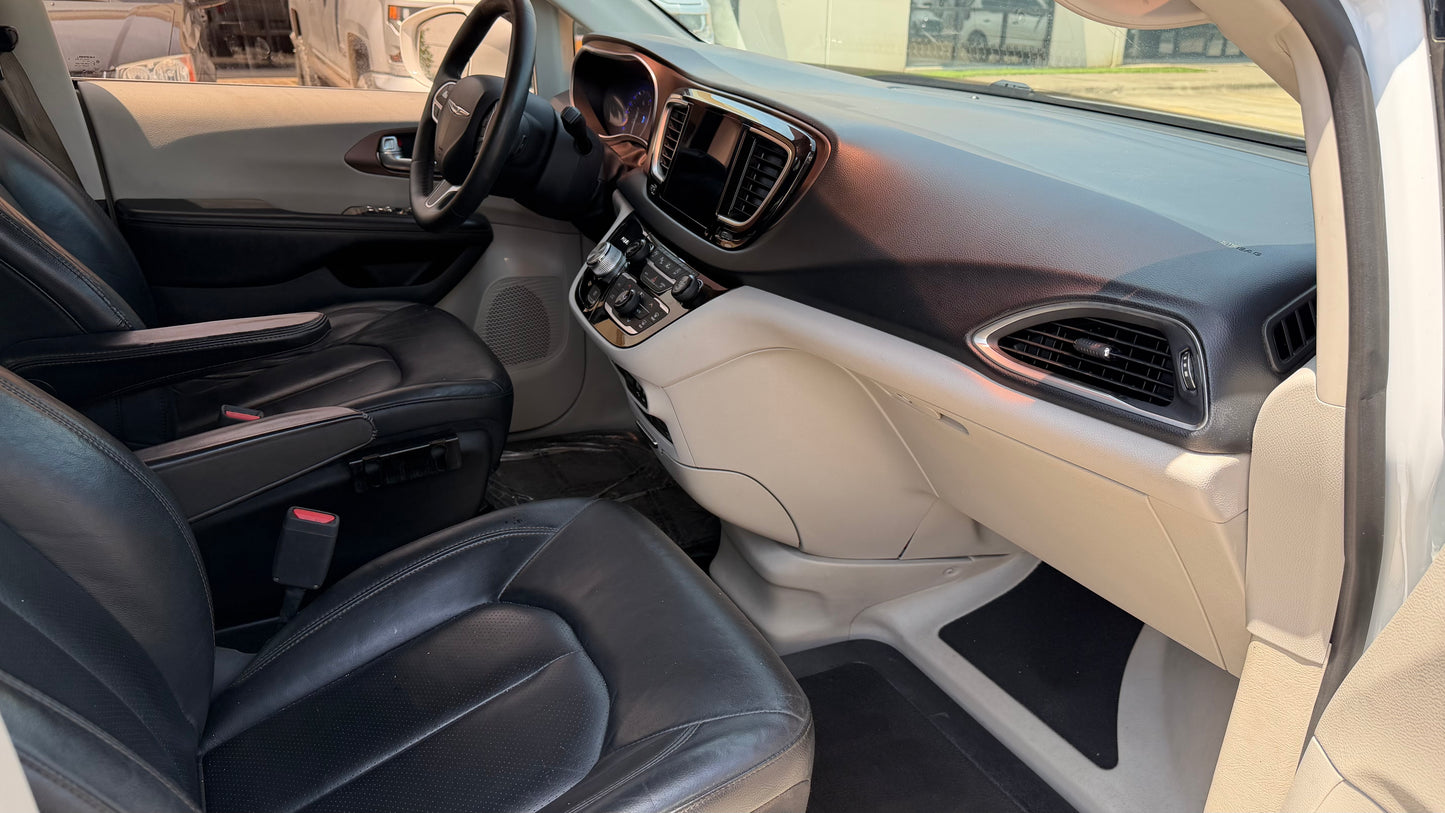 2019 Chrysler Pacifica Touring-L Plus