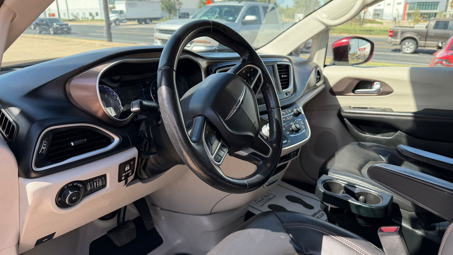 2018 Chrysler Pacifica Touring-L