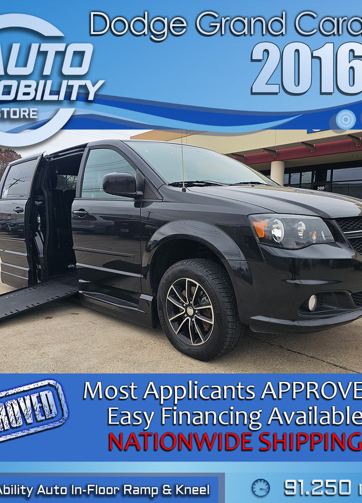 2016 Dodge Grand Caravan R/T's photo