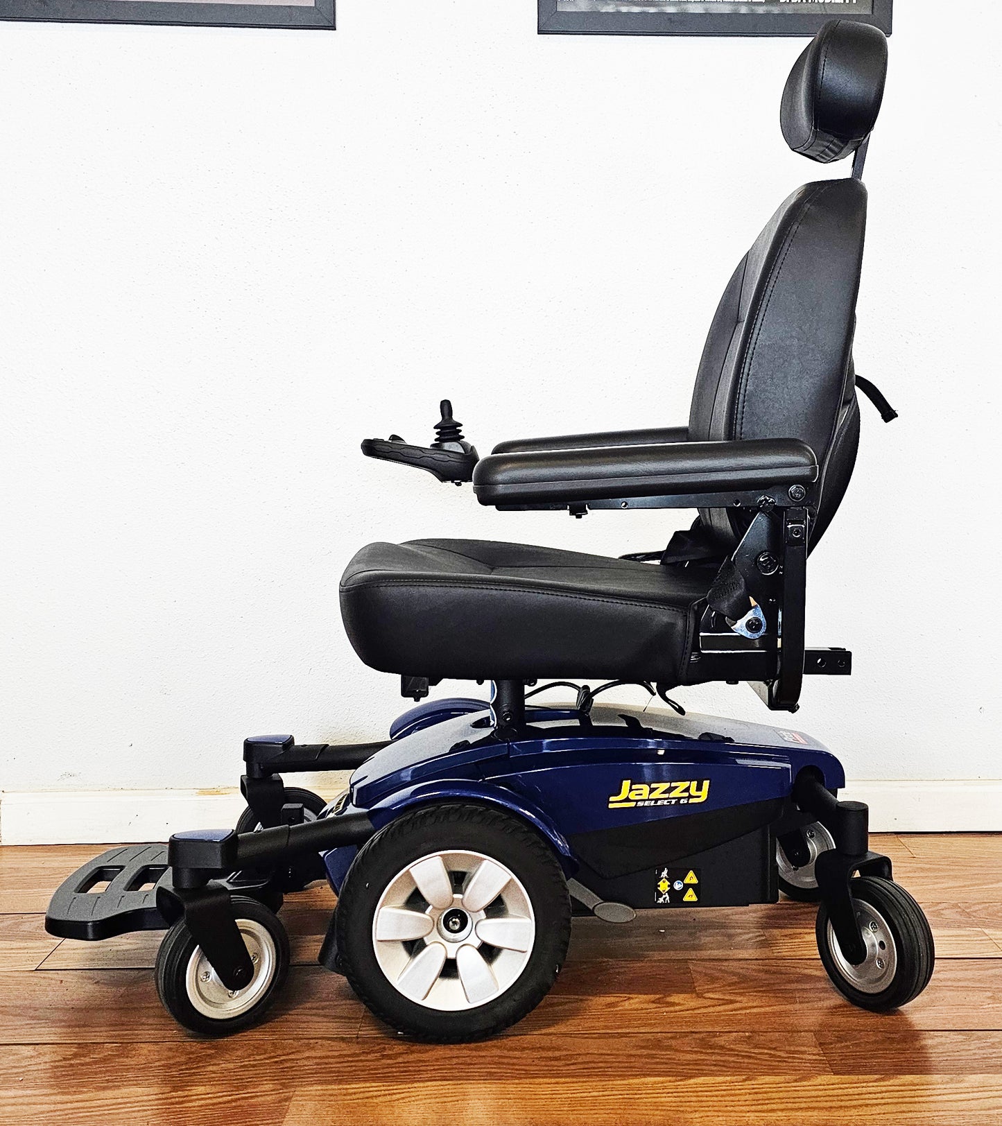 Pride Mobility Jazzy Select 6 Powerchair - BRAND NEW OPEN BOX
