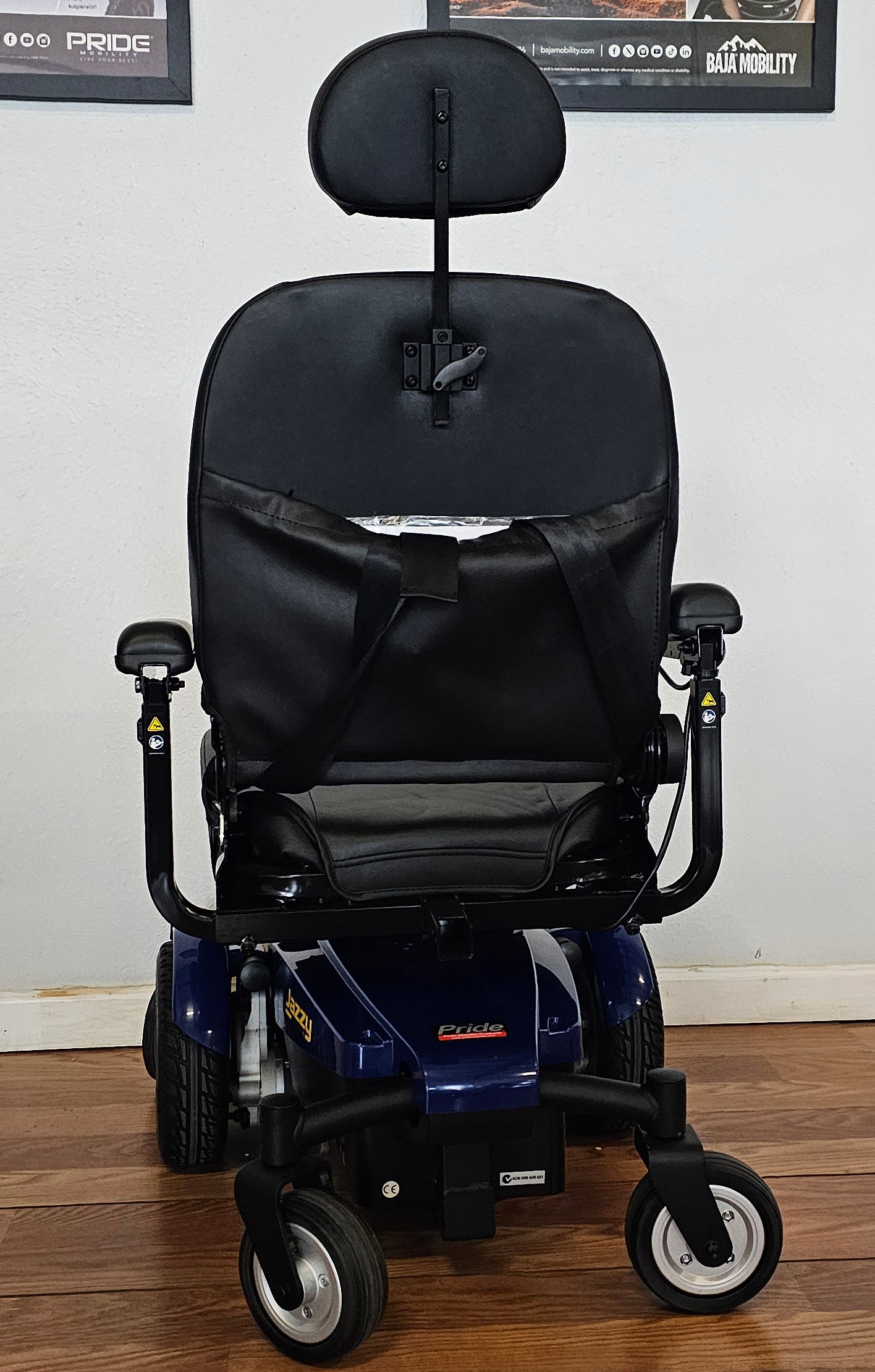 Pride Mobility Jazzy Select 6 Powerchair - BRAND NEW OPEN BOX