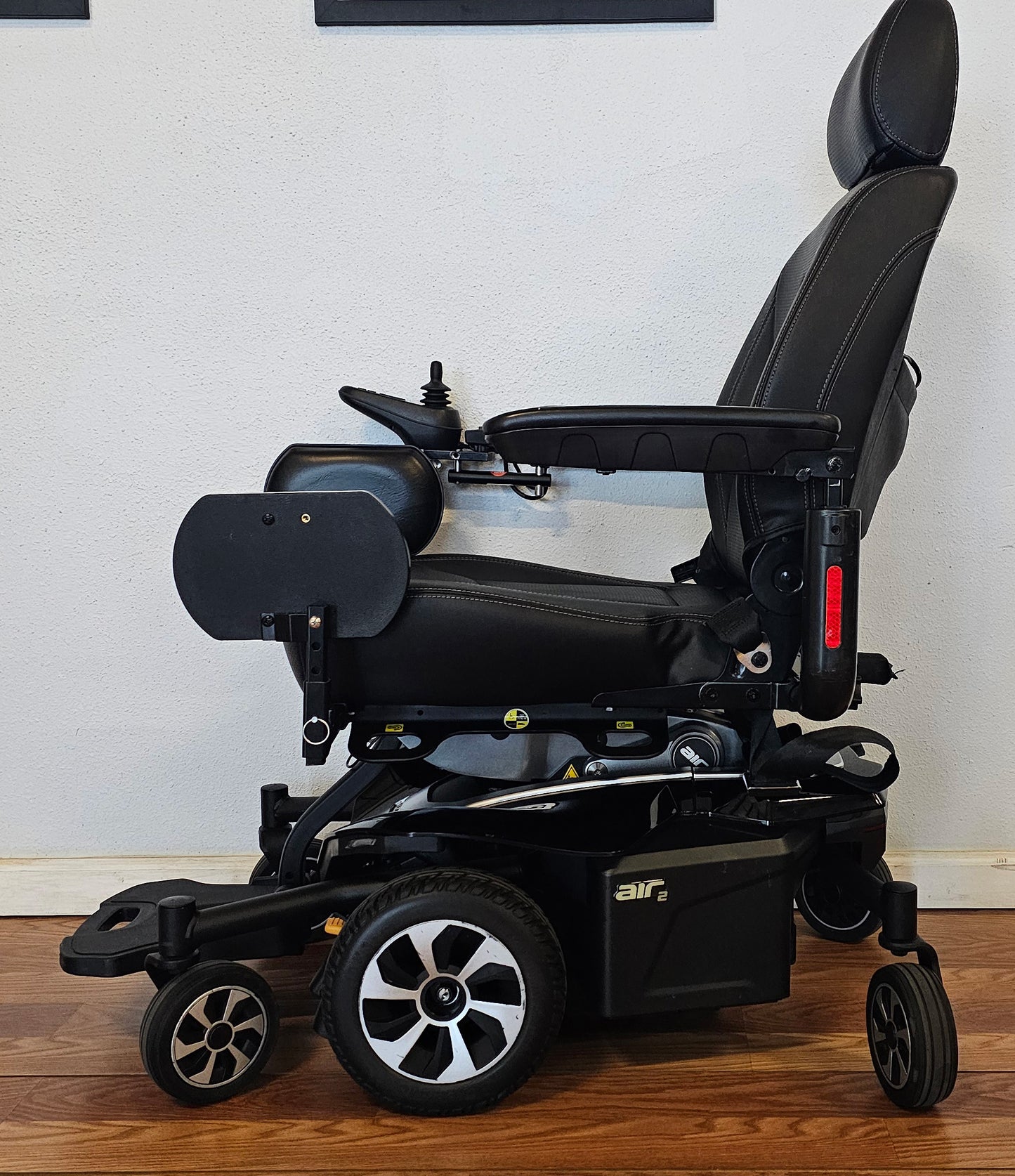 Jazzy Air 2 - Pre-Owned