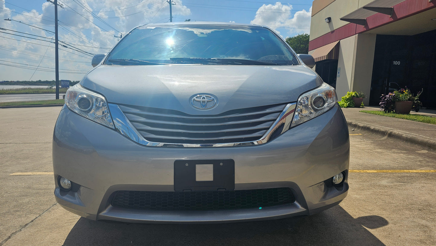 2017 Toyota Sienna SE