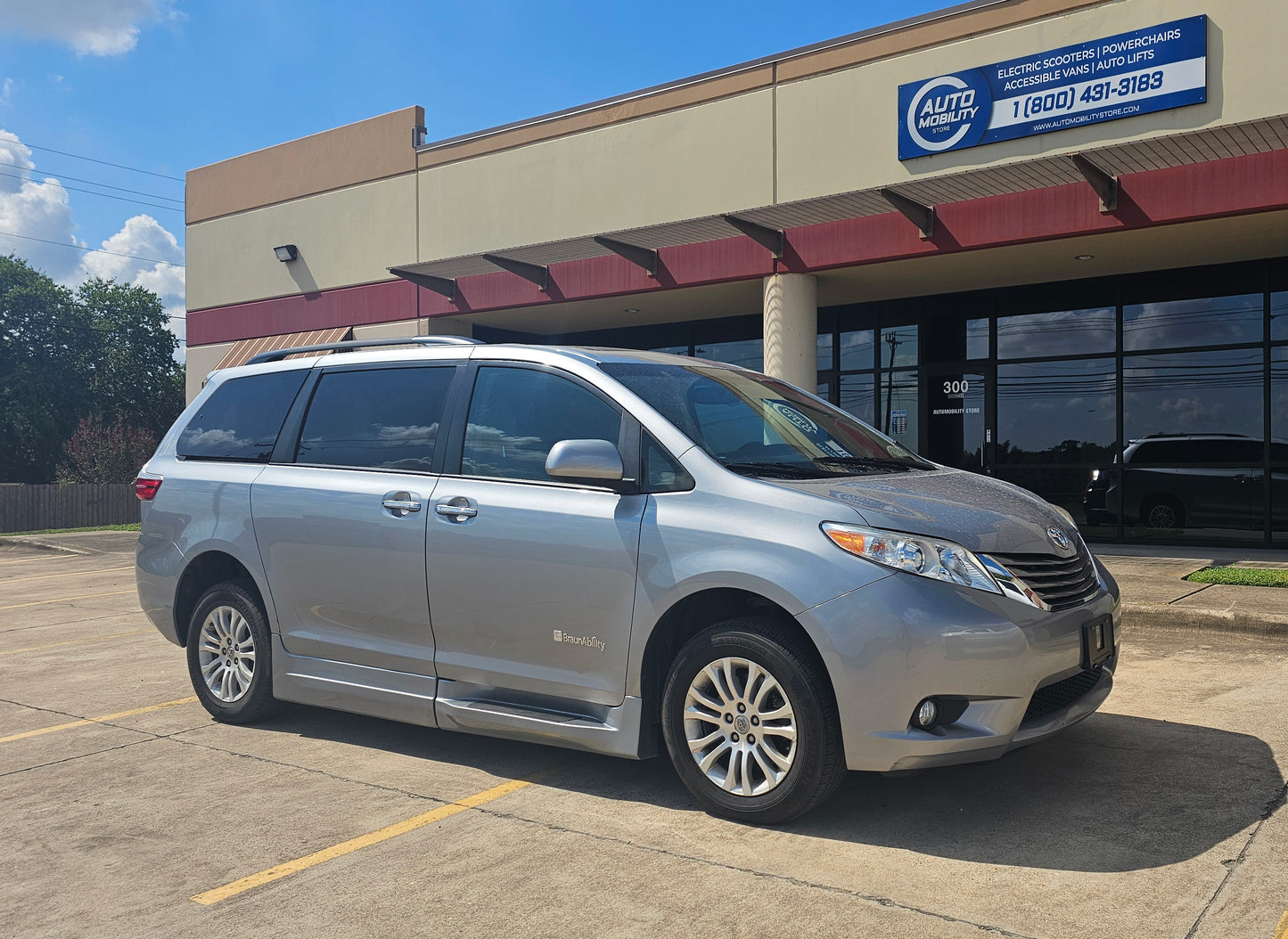 2017 Toyota Sienna SE