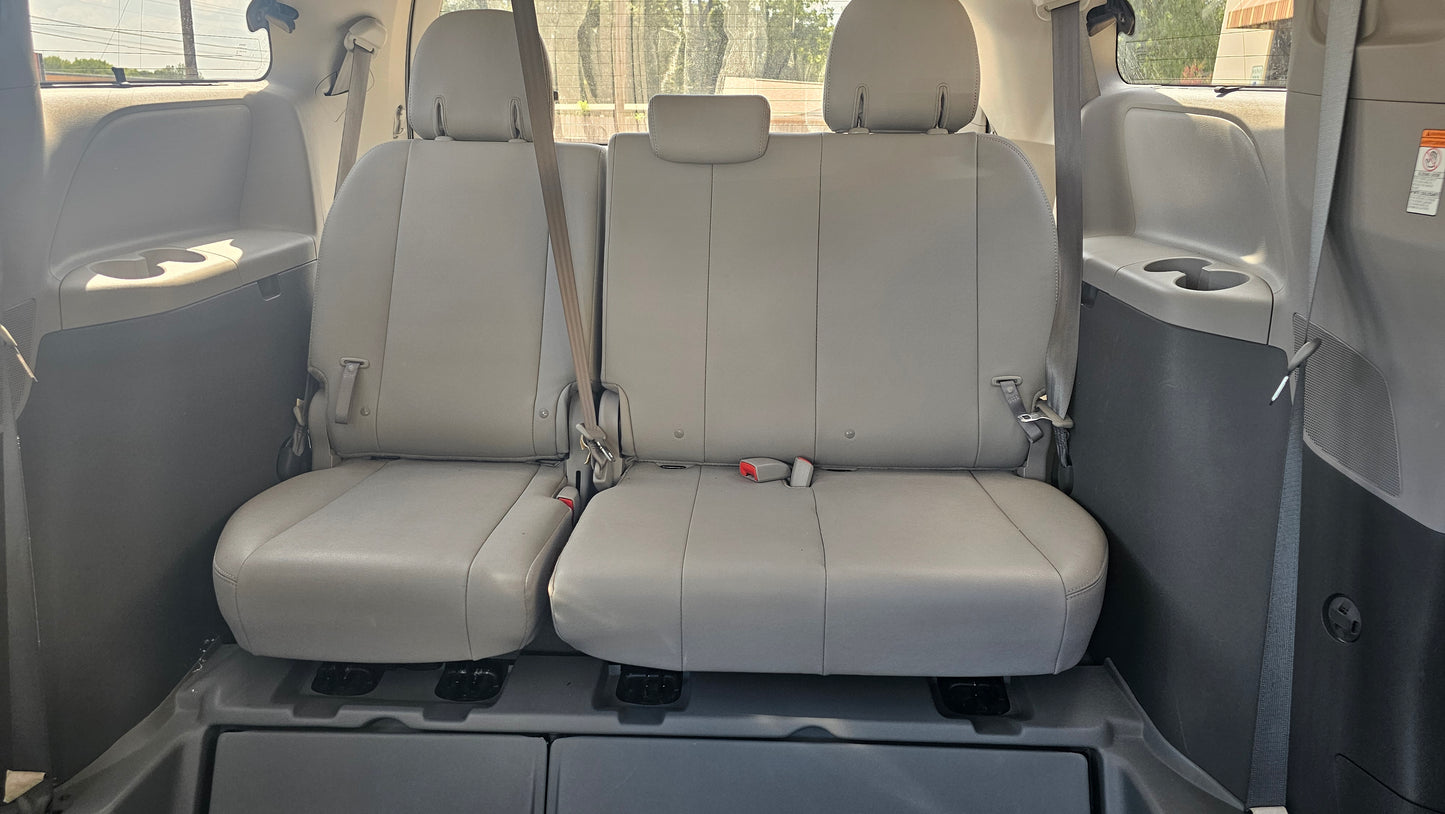 2017 Toyota Sienna SE