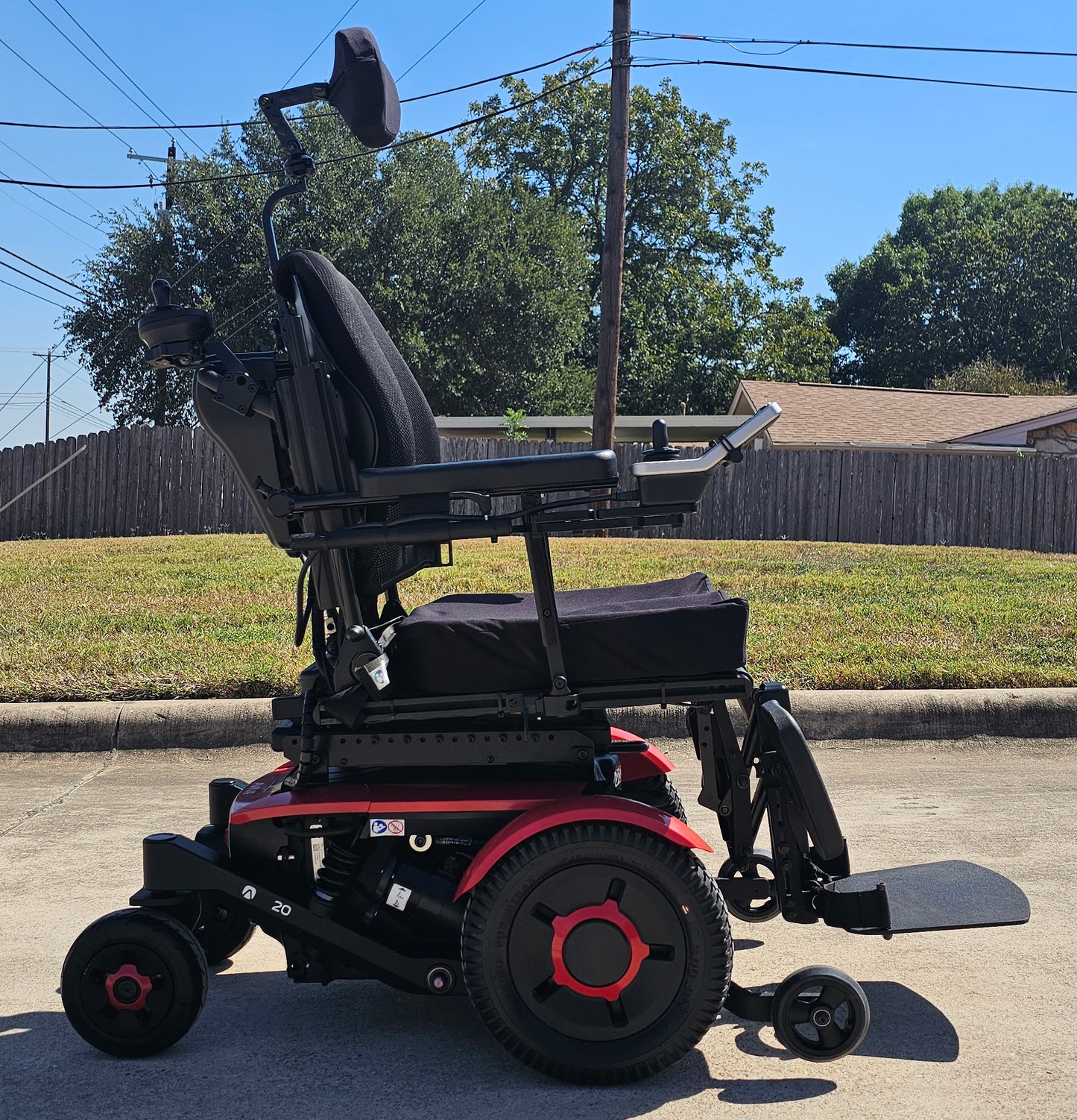 Invacare Aviva FX20 Rehab Powerchair - Pre-Owned