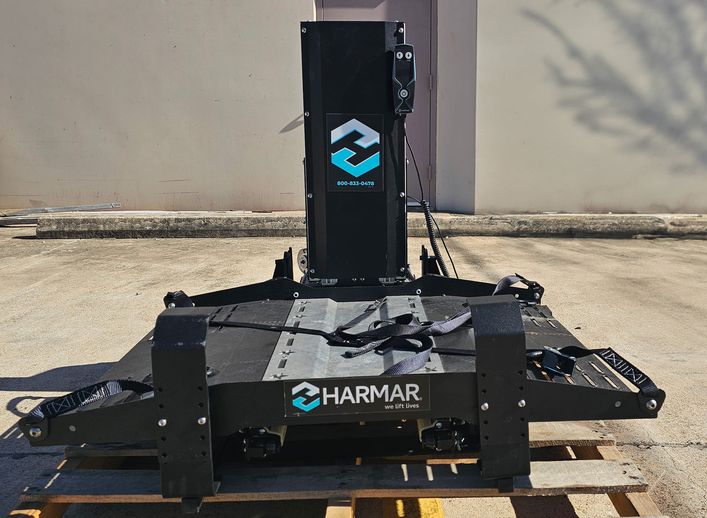 Harmar AL6000 Hybrid Platform Lift - Pre-Owned