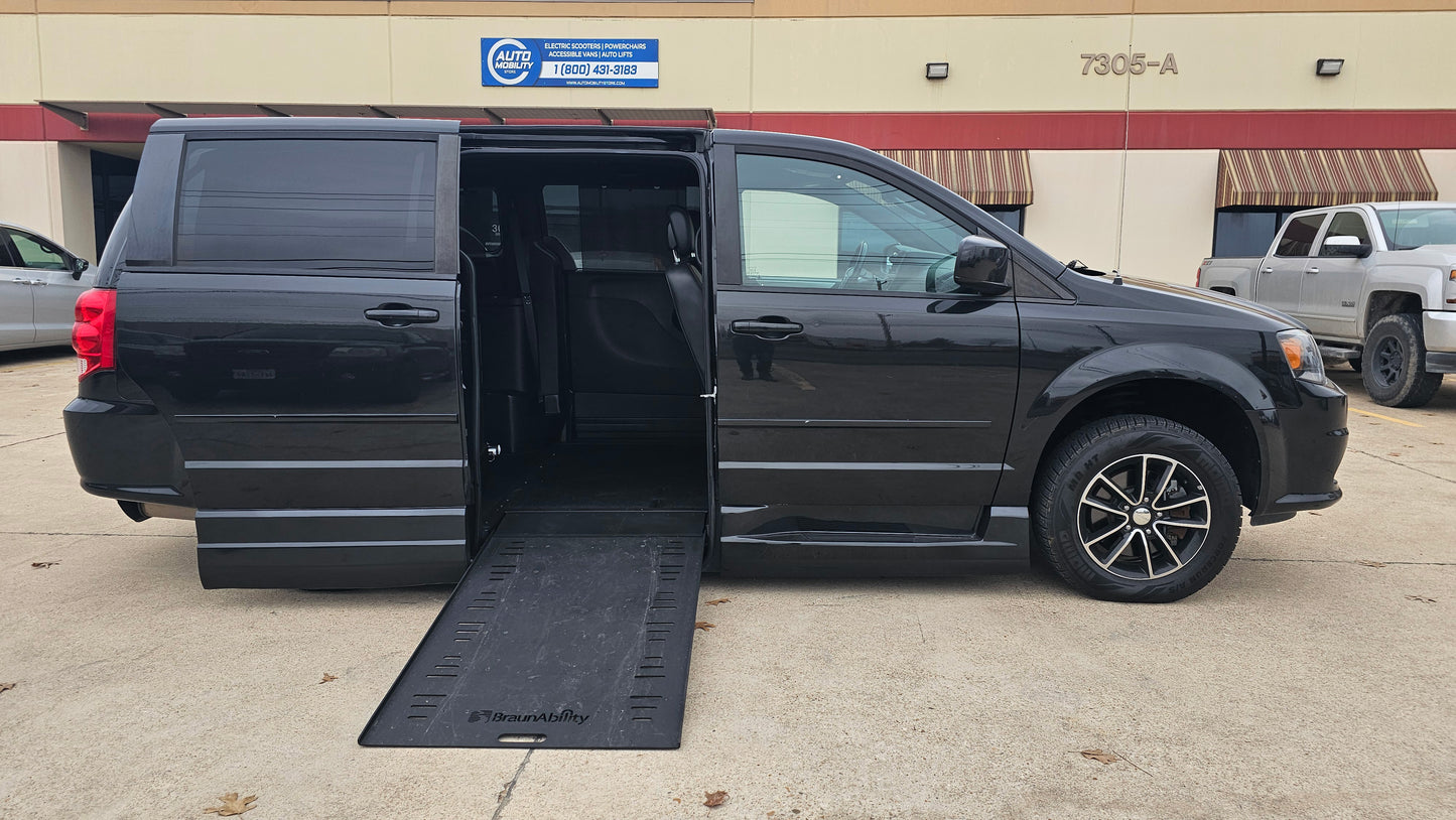 2016 Dodge Grand Caravan R/T