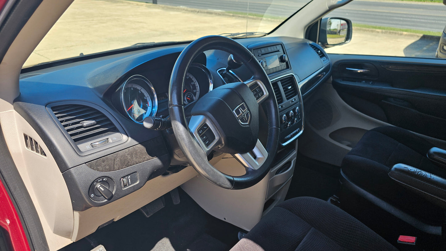 2014 Dodge Grand Caravan SE