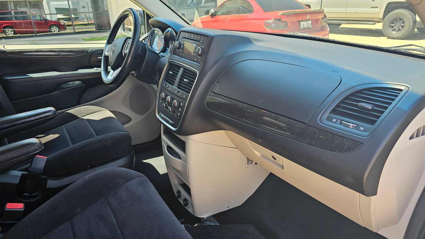 2014 Dodge Grand Caravan SE