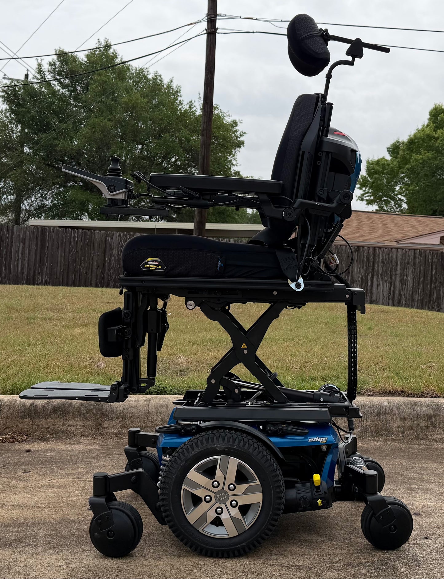 Quantum Edge 2.0 Rehab Powerchair w/iLevel - Pre-Owned