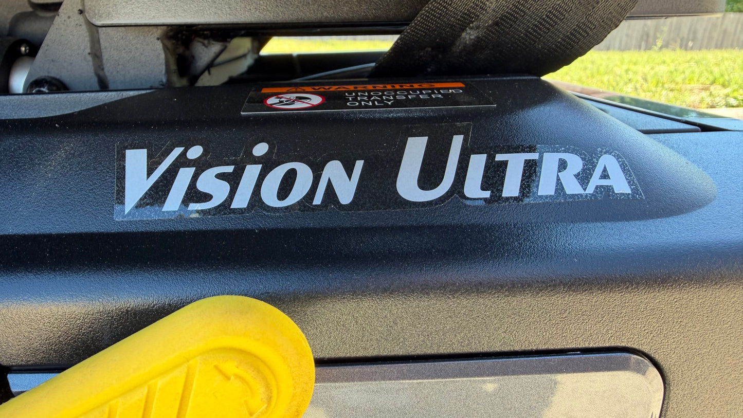 Merits Vision Ultra Powerchair w/Seat Tilt – Pre-Owned
