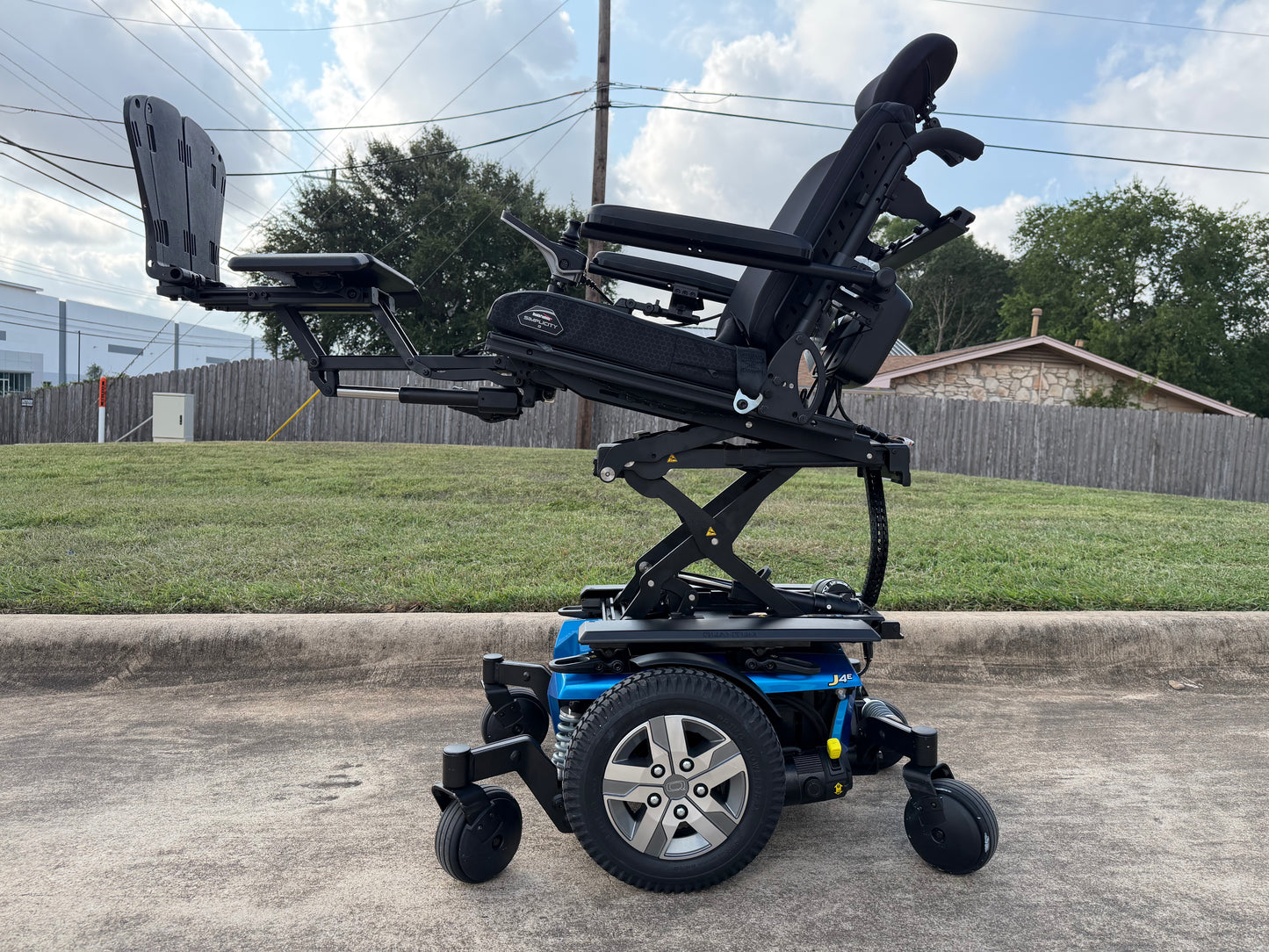 Quantum J4E Rehab Powerchair - Pre-Owned