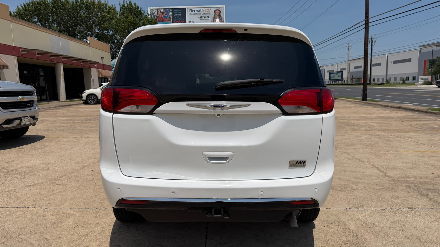 2019 Chrysler Pacifica Touring-L Plus