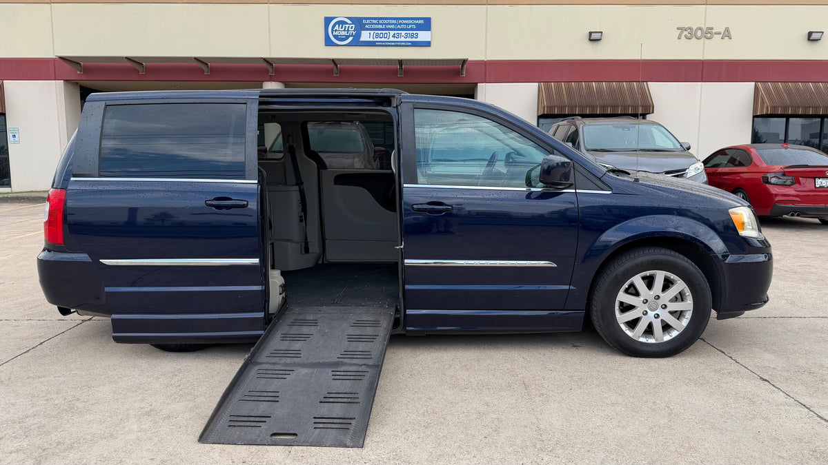 2014 Chrysler Town & Country
