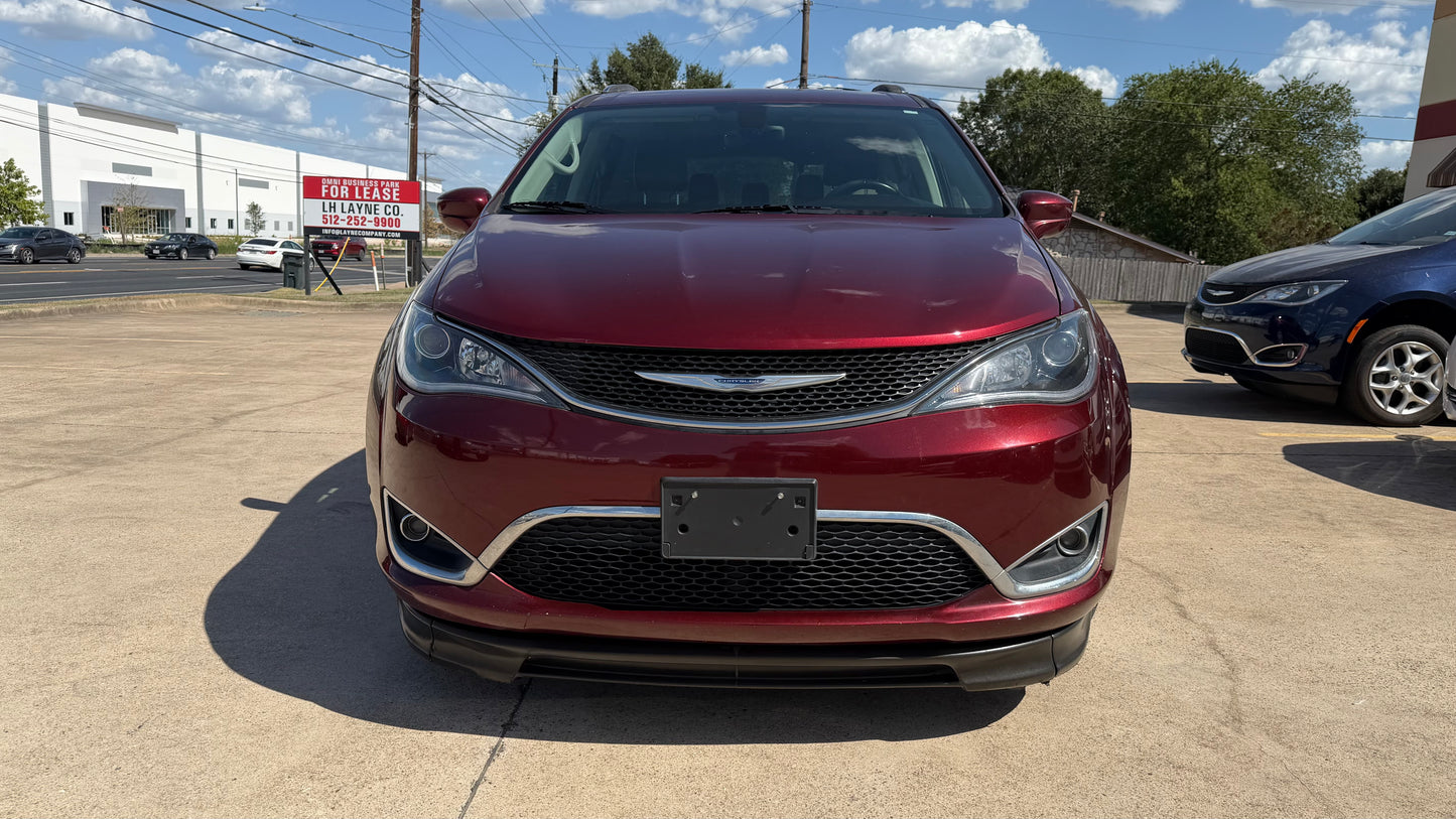 2018 Chrysler Pacifica Touring-L