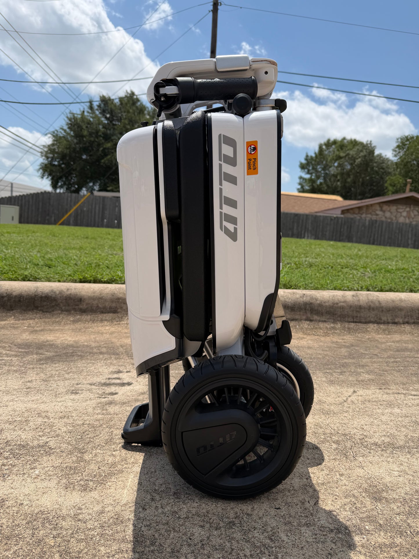 ATTO Portable Folding Scooter - Pre-Owned