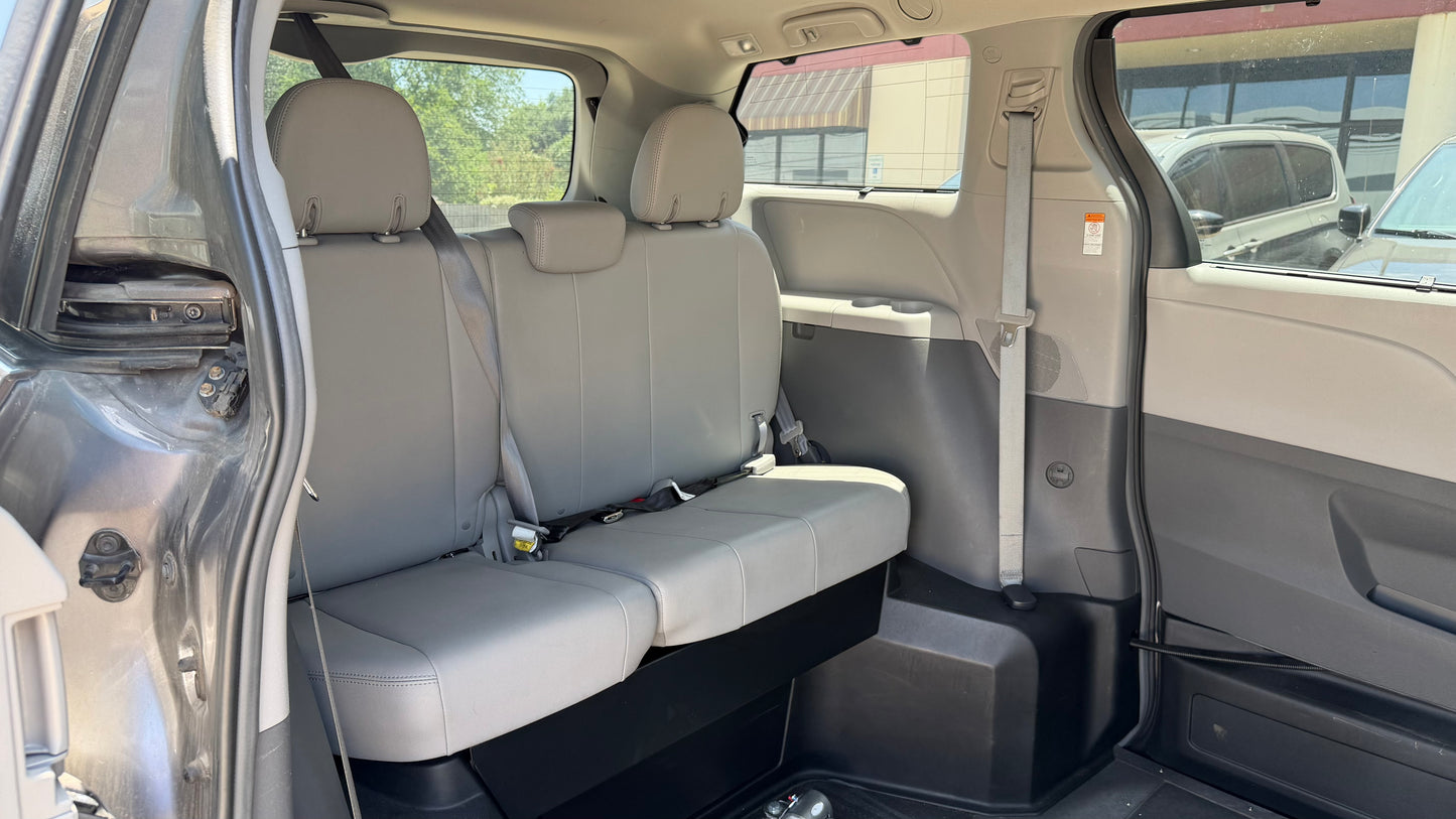 2019 Toyota Sienna XLE