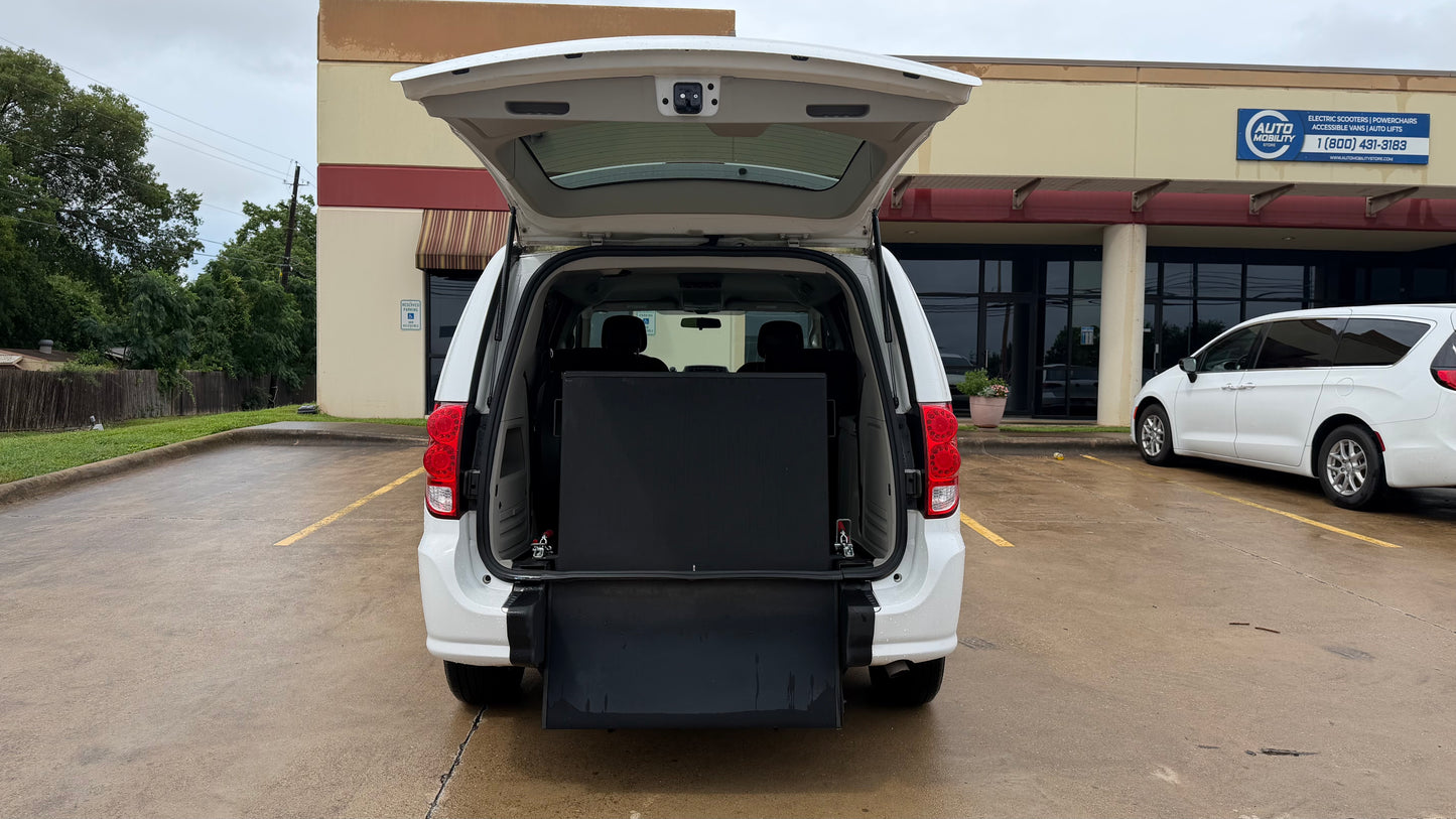 2016 Dodge Grand Caravan SE
