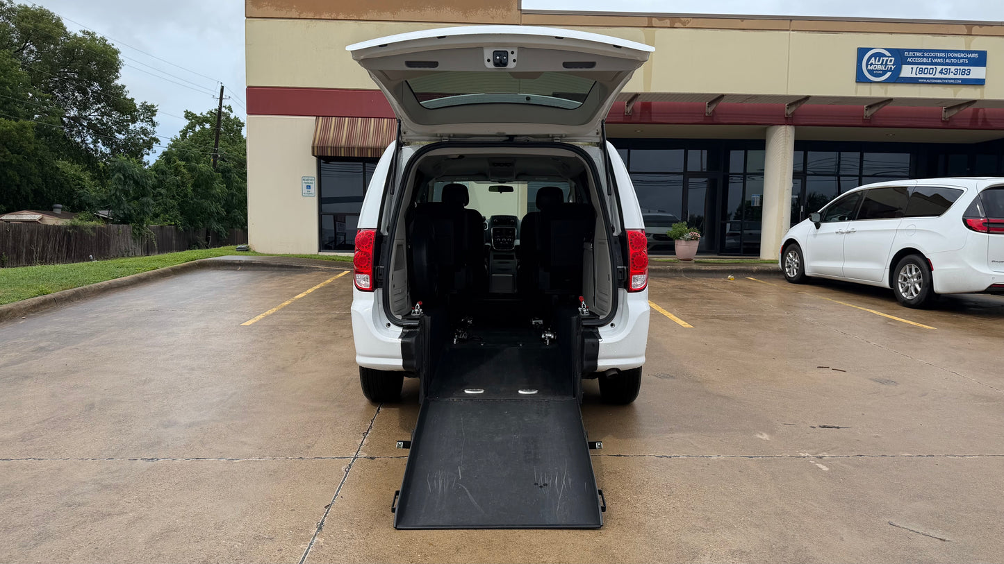 2016 Dodge Grand Caravan SE