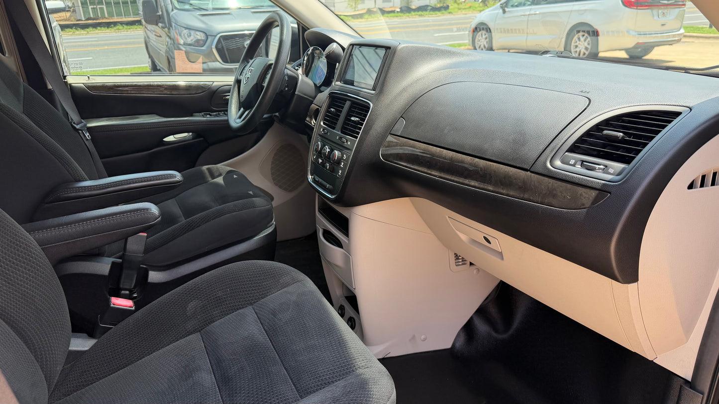 2019 Dodge Grand Caravan SE