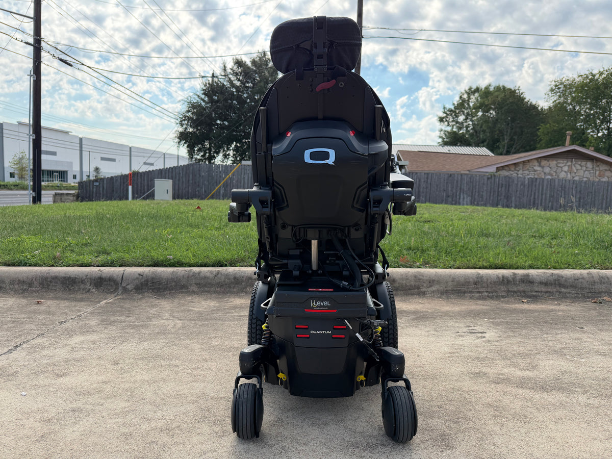 Quantum Edge 3 Stretto Rehab Powerchair w/iLevel - Pre-Owned (No Legrests)