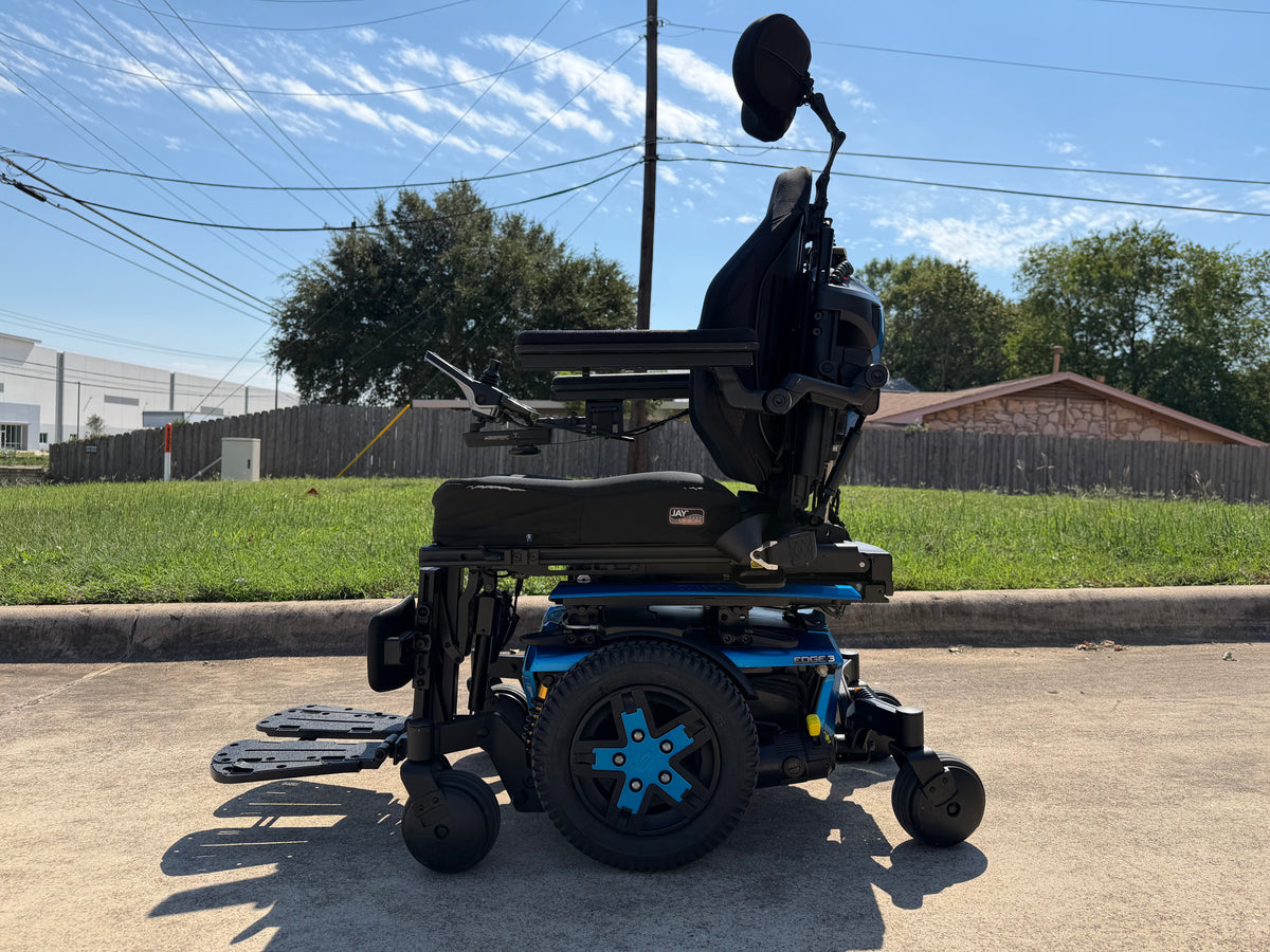 Quantum Edge 3 Rehab Powerchair w/iLevel - Pre-Owned