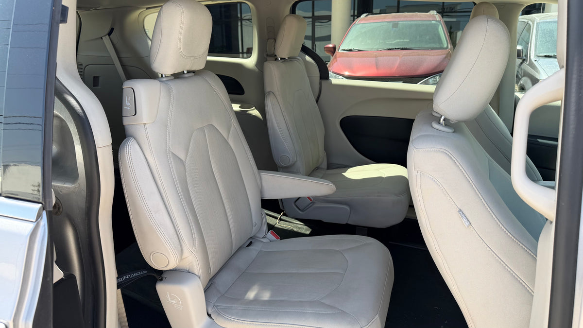 2017 Chrysler Pacifica LX