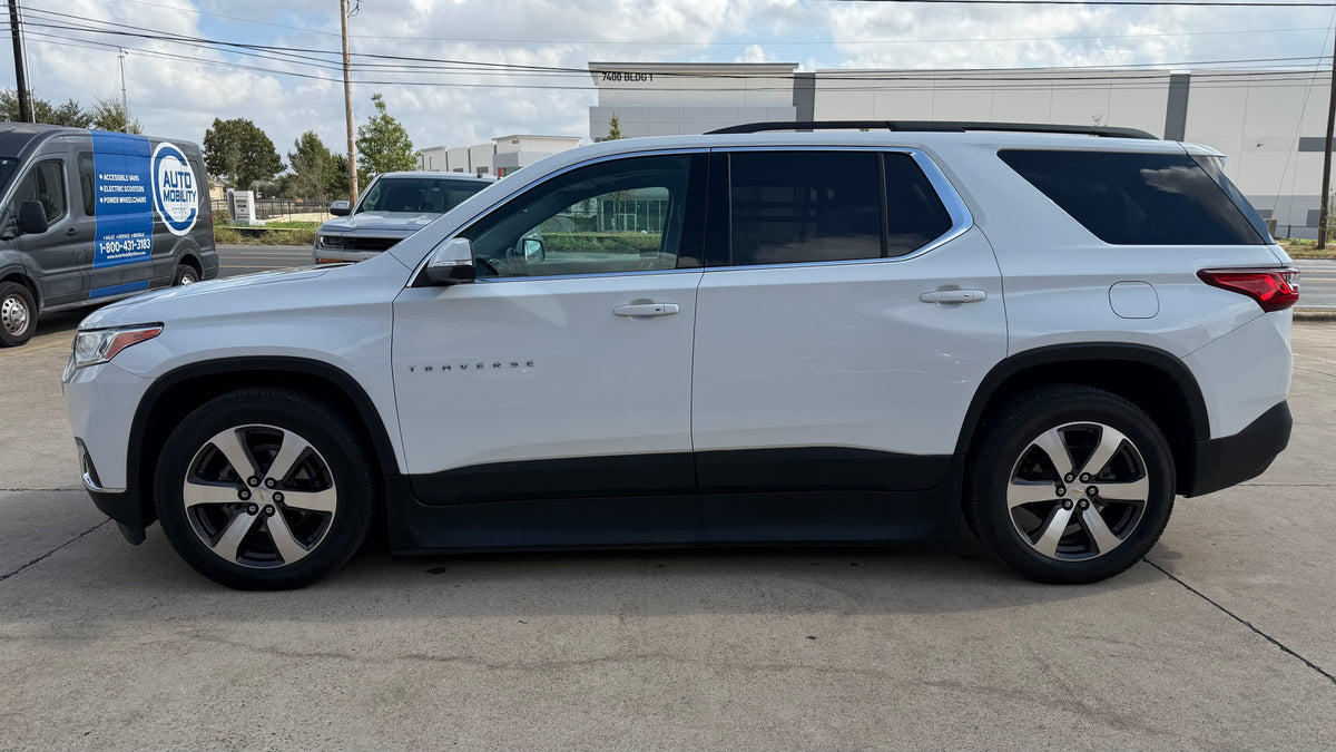 2021 Chevy Traverse LT